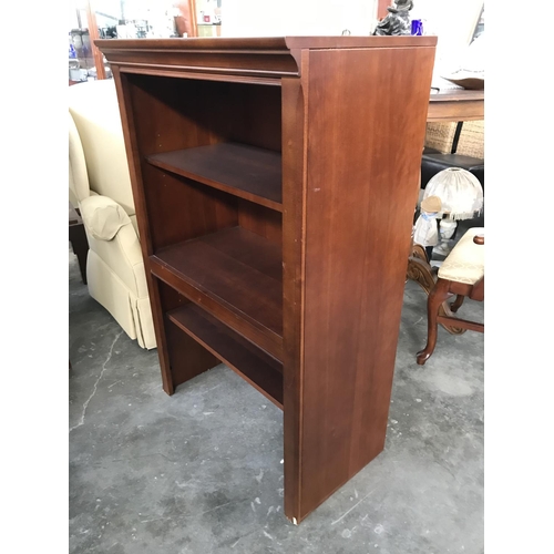 200A - American Cherry Wood Bookcase - Code AM7172J
