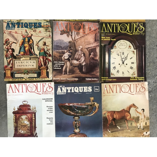 56 - 9x Collectable Vintage 'Antiques' Magazines