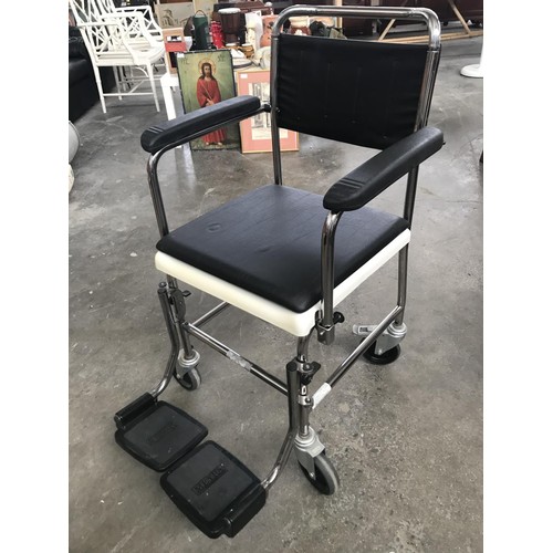 40 - 'Meyra' Comode Chair on Wheels