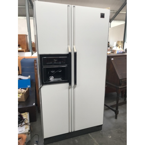 127 - Whirlpool ED25DQ 2-Door Fridge-Freezer with Hot & Cold Water Dispenser, Ice Cube Maker