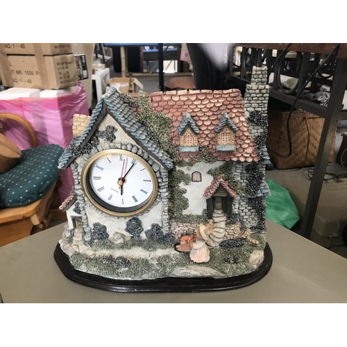 181 - Vintage Quartz Table Clock