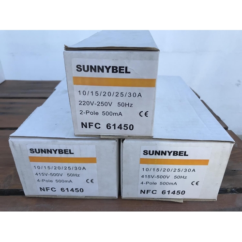 137 - x3 Sunnybel 2-Pole & 4-Pole 500mA Main Load Break Switches (New, in Box)