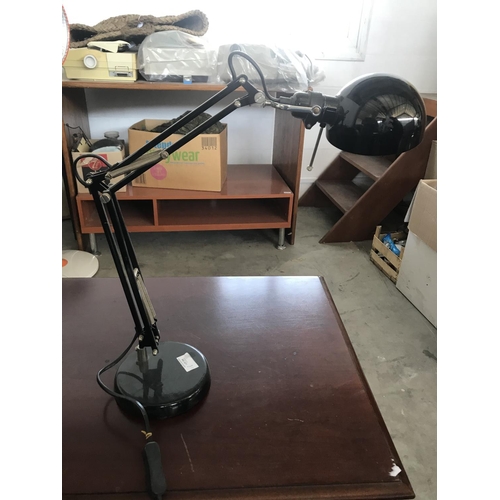 235 - Desk Top Adjustable Reading Lamp