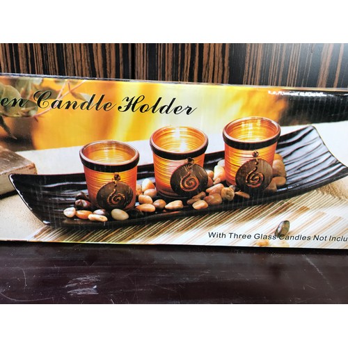 255 - Wooden Candle Holders on Tray (New)