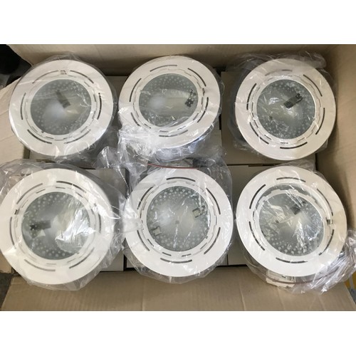 170 - x6 Spotlights (New, in Box)