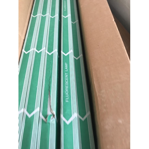 174 - Box of 25 Fluorescent Tubes T8 36W (Unused)