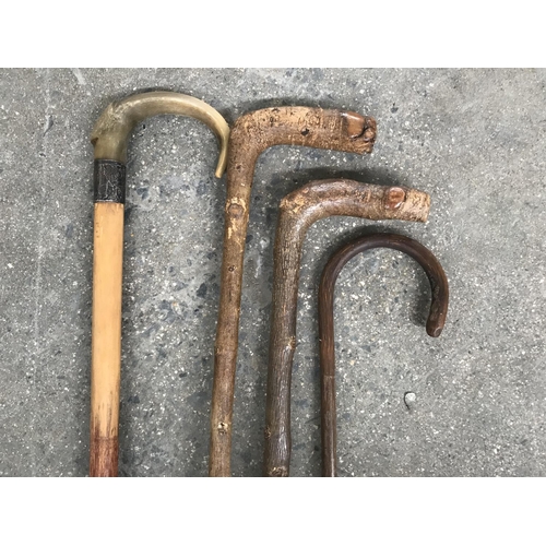 116 - x4 Vintage Wooden Walking Sticks (x1 with Silver Neck)