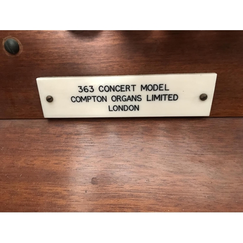 571 - Church Old Compton Electron Concert Organ Model 363 (Untested)