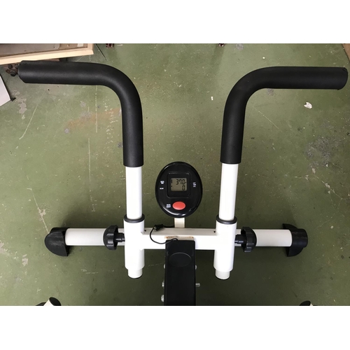 219 - Fitness Lower Back Exercise Machine