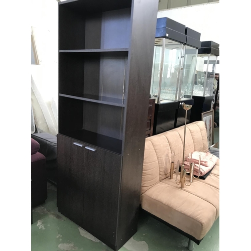 196 - Tall Wooden Bookcase with Bottom 2-Door Cabinet (80 W. x 33 D. x 200cm H.)