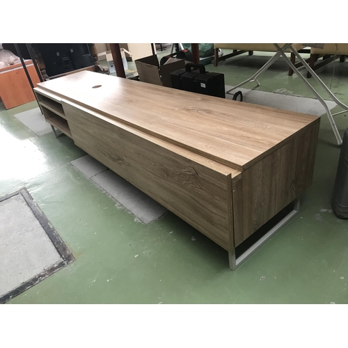 86 - Large Light Wood TV Cabinet (185 W. x 44 D. x 41cm H.)