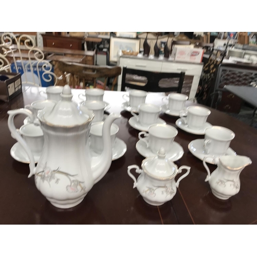 105 - Walbrzych 27-Piece Polish Porcelain Tea Set