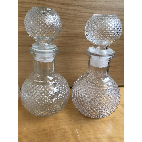 159 - Qty of Small Lidded Bottles (Unused)