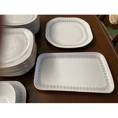 217 - Wanel Porcelain Dinner Set Comprising 18 Dinner Plates, 8 Soup Plates, 2 Serving Dishes, Sauce Boat ... 