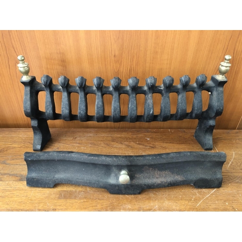 120 - Cast Iron Fire Place Guard/Protection (45 W. x 21cm H.)