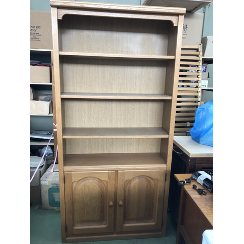 214 - Tall Solid Oak Light Colour Bookcase with Bottom Cabinet (100 W. x 30 D. x 205cm H.)