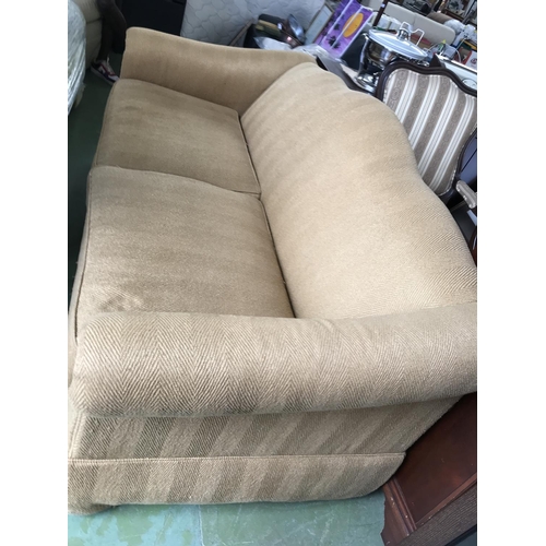 292 - Drexel Heritage 3-Seat Sofa - Code AM6949K