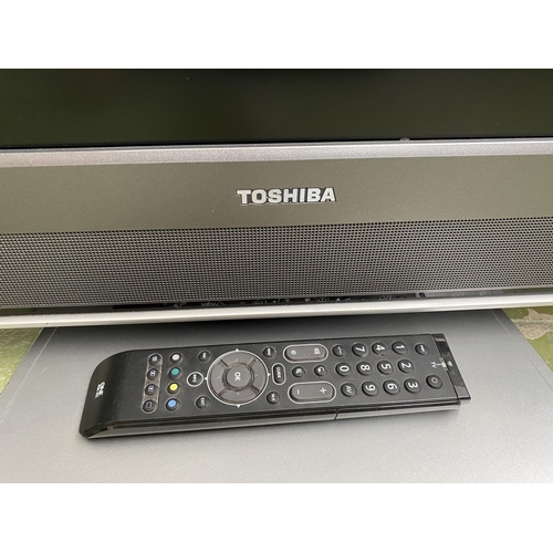 541 - Toshiba 32WL66PS 32