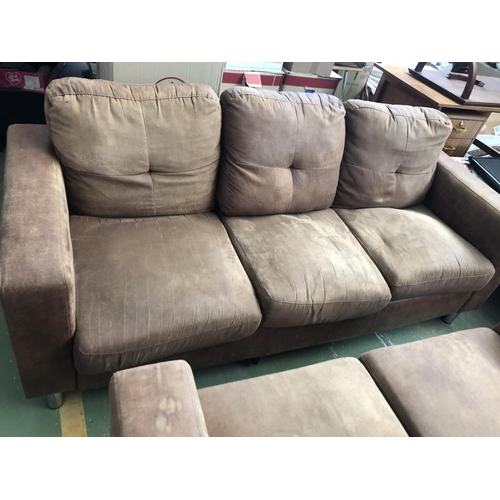 545 - Set of 3-Seater and 2-Seat Sofas Upholstered in Suede Like Fabric