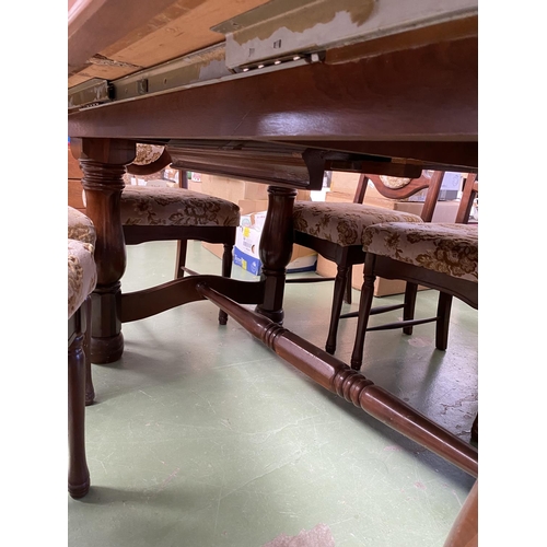 598 - Vintage Mahogany Extendable Dining Table with 8 Upholstered Matching Chairs (207 W. x 108 D. x 79cm ... 