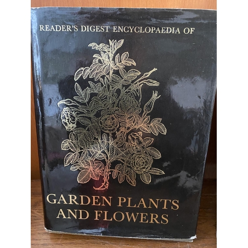 洋書 Reader'sDigestGardenPlantsEncyclopaedia 洋書 Reader'sDigestGardenPlantsEncyclopaedia Reader's Digest
