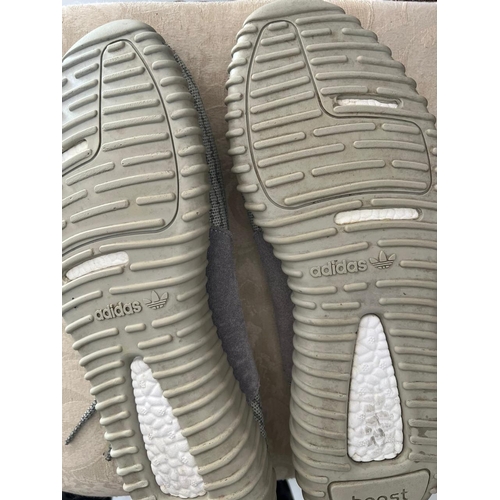 Pair of Adidas Yeezy Boost 350 Moonrock Shoes Size 45 1/2 / UK 10 1/2 -  Taken Back on 23/5/2023