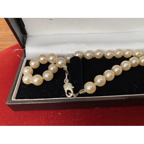 259 - Vintage Majorica Pearls Necklace (48cm L.)