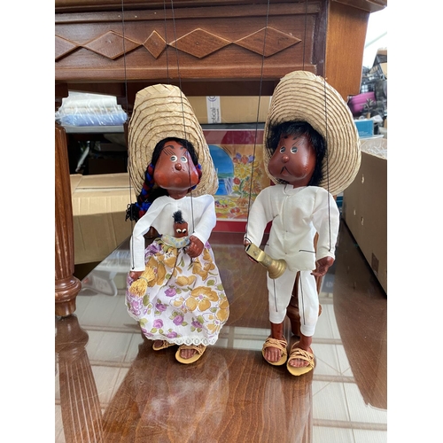 256 - Pair of Vintage Mexican Marionettes with Straw Hat