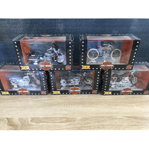 266 - x5 Vintage Harley Davidson Maisto Motorbike Models, Scale 1:18