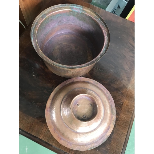 253 - Old Traditional Cypriot Copper Pot Hand-Hammered with Lid