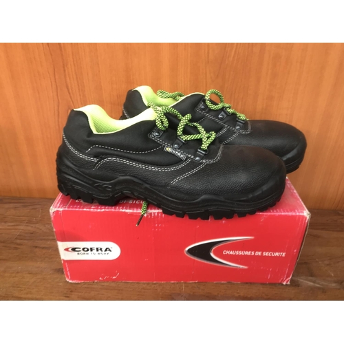 87 - Cofra Safety Shoes Size 39 (Unused)