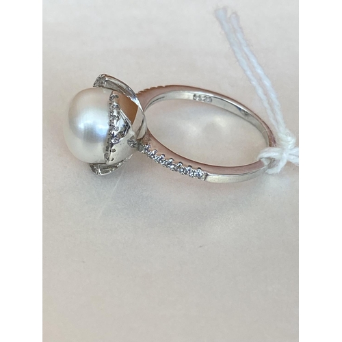 62 - Silver 925 Chinese Fresh Water Cultured Pearl & 35 Cubic Zirconia Ring