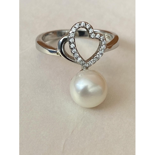 63 - Silver 925 Chinese Fresh Water Cultured Pearl & Small Zirconia Ring