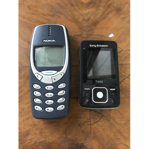 69 - Vintage Nokia and Sony Ericsson 'Dumb' Phones (No Charger)