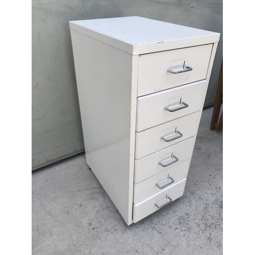 75 - Small Metal 6-Drawer Cabinet on Wheels (28 W. x 41 D. x 69cm H.)