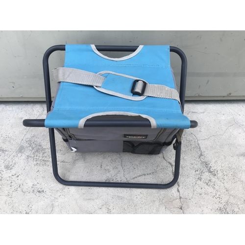 80 - Fisherman's Folding Stool