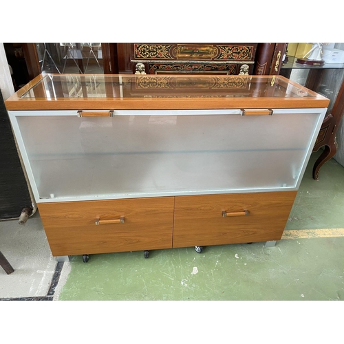 596 - Glass Top Lighted Display Cabinet/Bar Unit with 2 Bottom (Spirits) Storage Drawers (130 W. x 45 D. x... 