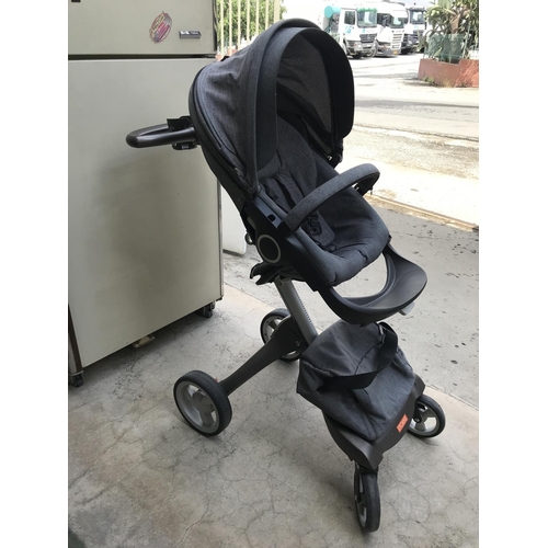 601 - Stokke Xplory Push Chair