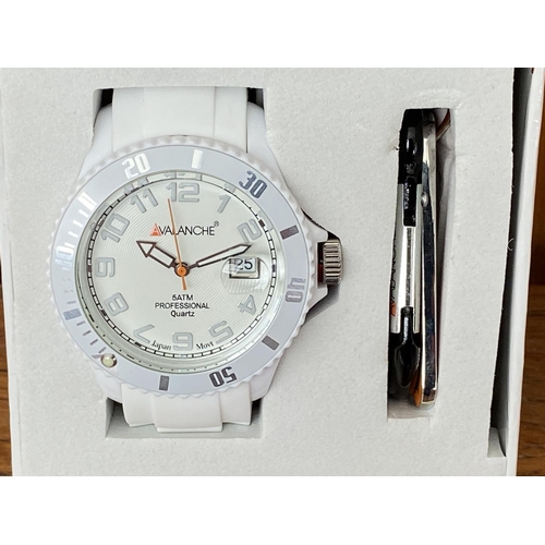 188 - Avalanche White Watch with Key Ring in Box (Unused)