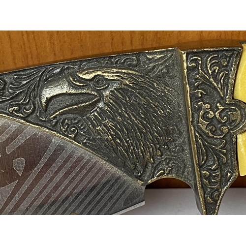 101 - American Eagle Knife with Carved Resin Handle