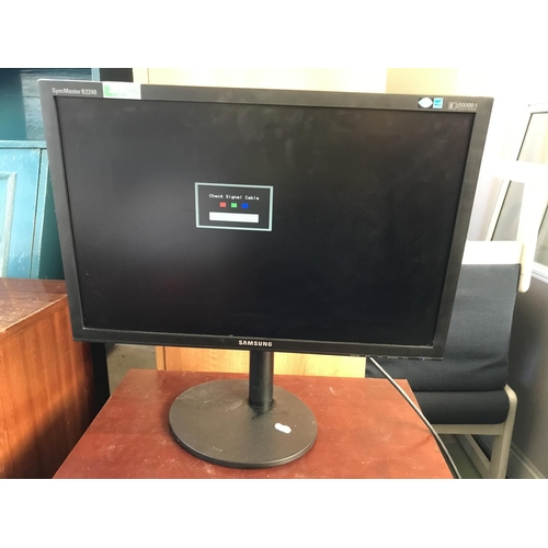 201 - Samsung SyncMaster B2240 Computer Monitor - Code AM7096S