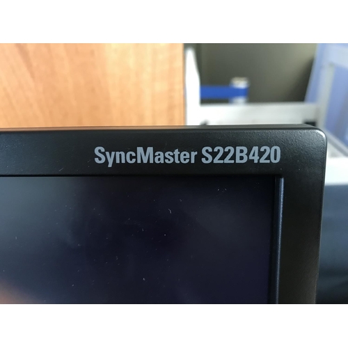 205 - Samsung SyncMaster B22B420 Computer Monitor - Code AM7105R