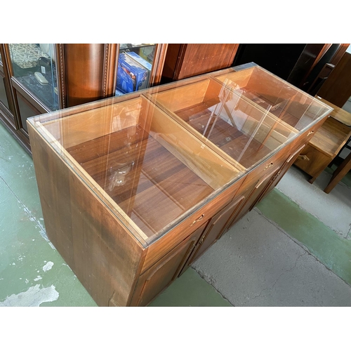 77 - Vintage Wooden Glass Top Display Unit with 3 Drawers and 2 Bottom Cabinets (150 W. x 61 D. x 74cm H.... 