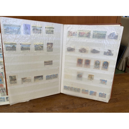 197 - x2 Albums of Australian Stamps From 1915 to 1990's - Withdrawn