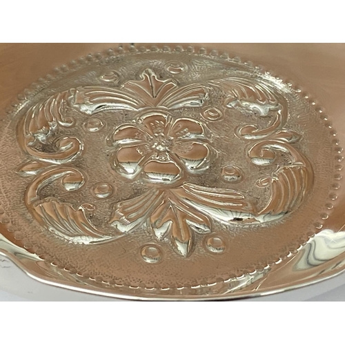 99 - Silver 830 Bowl Embossed with Floral Design (105gr. - Unused)