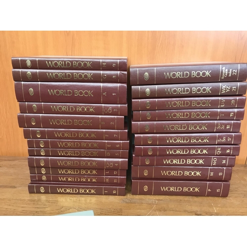 586 - 'World Book' 22-Volume Encyclopedia