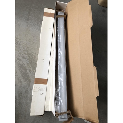 593 - x4 Fluorescent Tubes DL-TSHT121SV Ceiling Built-In Lights (Unused)