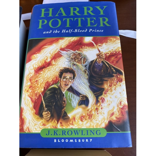 220 - x4 Books of Harry Potter