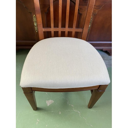 200B - American Wooden Dining Chair Upholstered in Beige Fabric - Code AM7145F