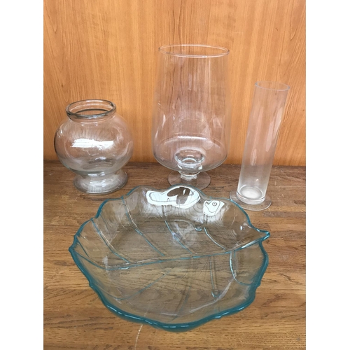 617 - Leaf Shaped Glass Fruit/Salad Bowl Together with 3 Glass Vases